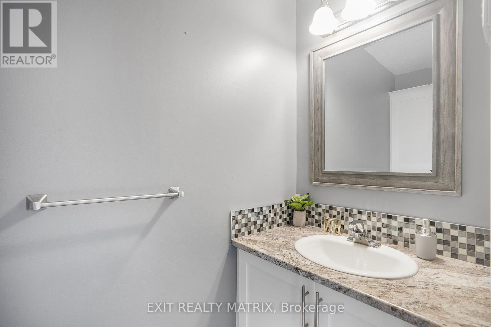712 Nelson Street W, Hawkesbury, Ontario  K6A 3P2 - Photo 16 - X12457778