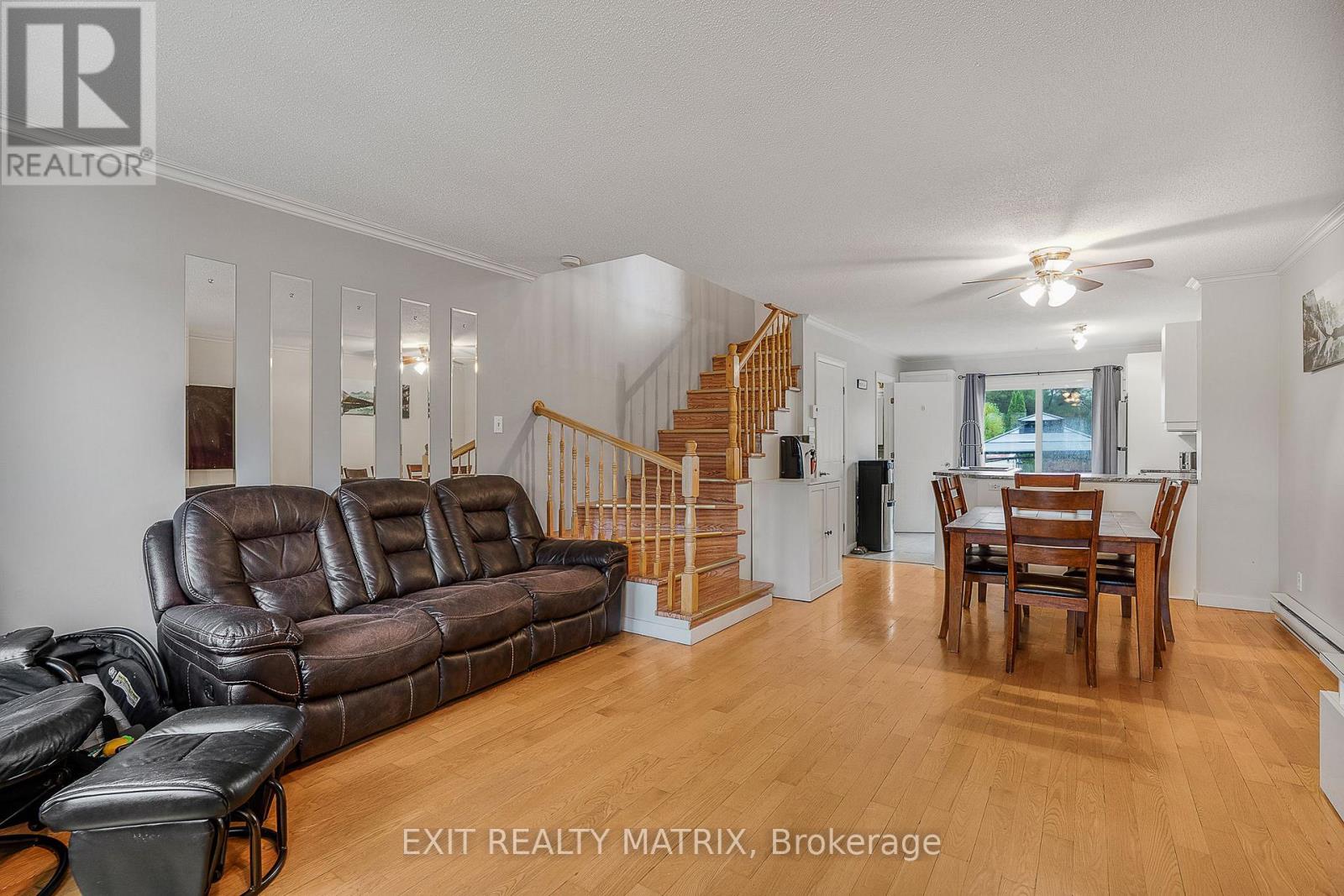 712 Nelson Street W, Hawkesbury, Ontario  K6A 3P2 - Photo 7 - X12457778