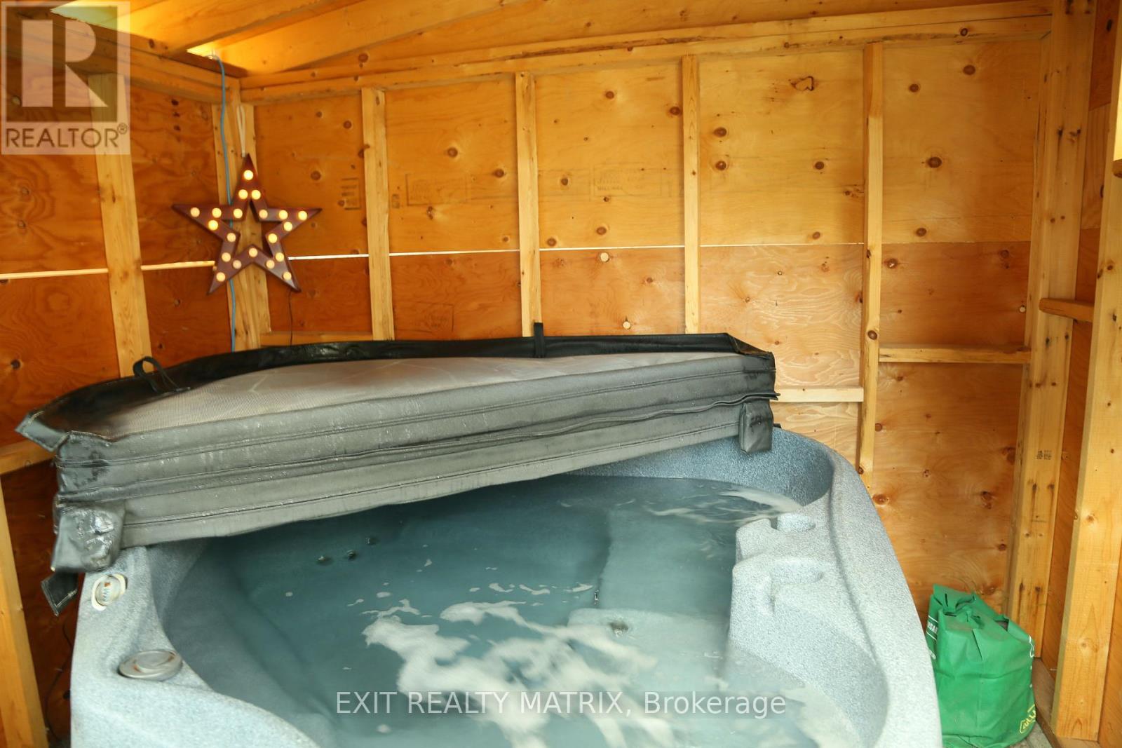 697 Omer Street, Hawkesbury, Ontario  K6A 3G1 - Photo 24 - X12457785