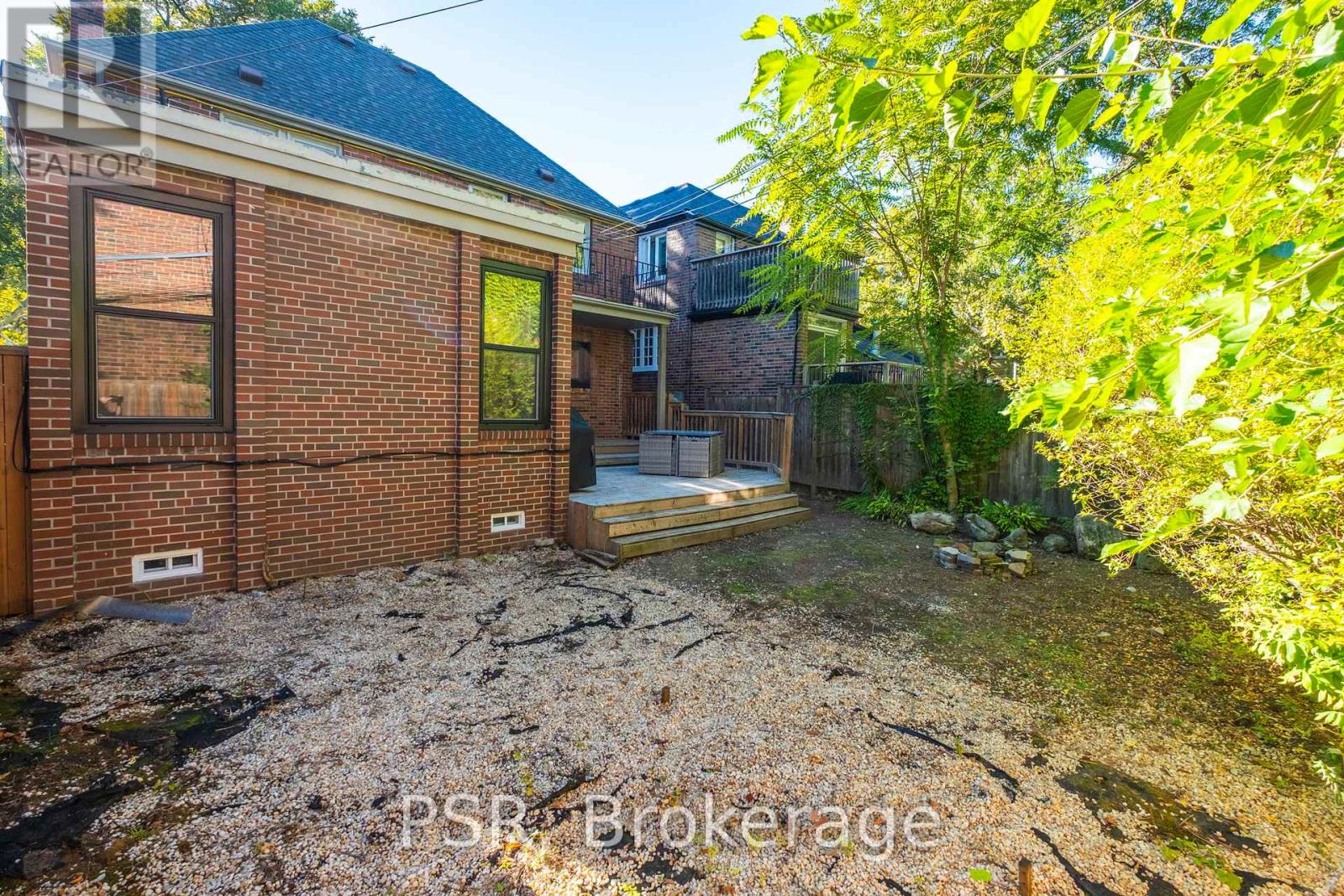 7 Glenarden Road, Toronto, Ontario  M6C 3J8 - Photo 19 - C12457748