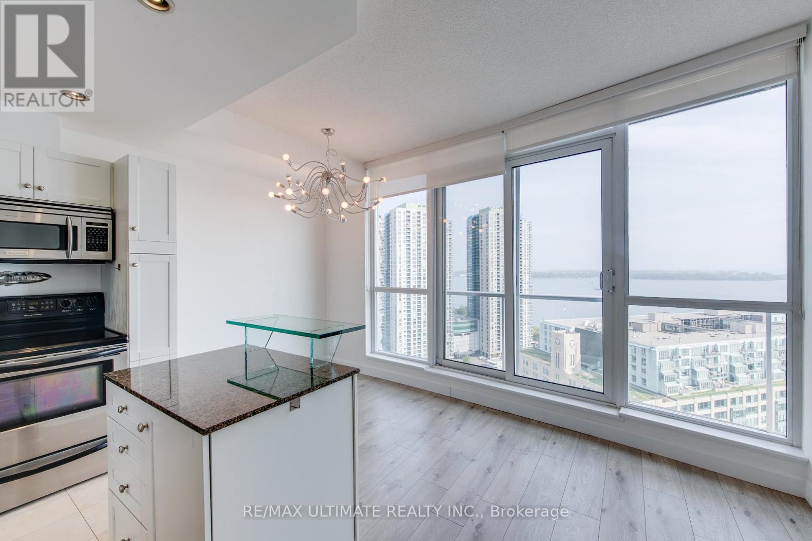 2305 - 218 Queens Quay W, Toronto, Ontario  M5J 2Y6 - Photo 15 - C12457756