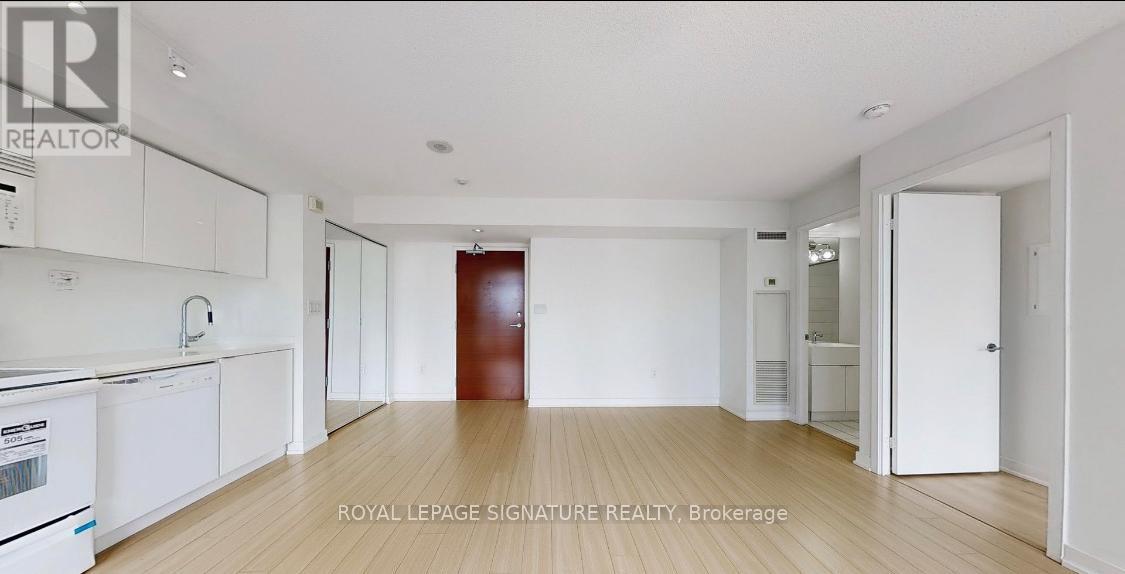1201 - 10 Capreol Court, Toronto, Ontario  M5V 4B3 - Photo 6 - C12457776