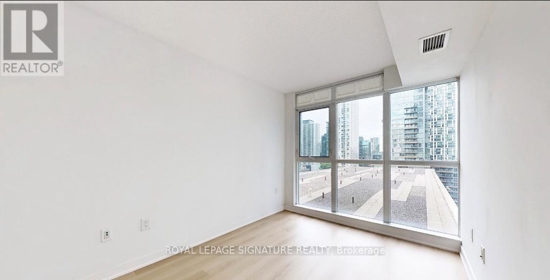 1201 - 10 Capreol Court, Toronto, Ontario  M5V 4B3 - Photo 7 - C12457776