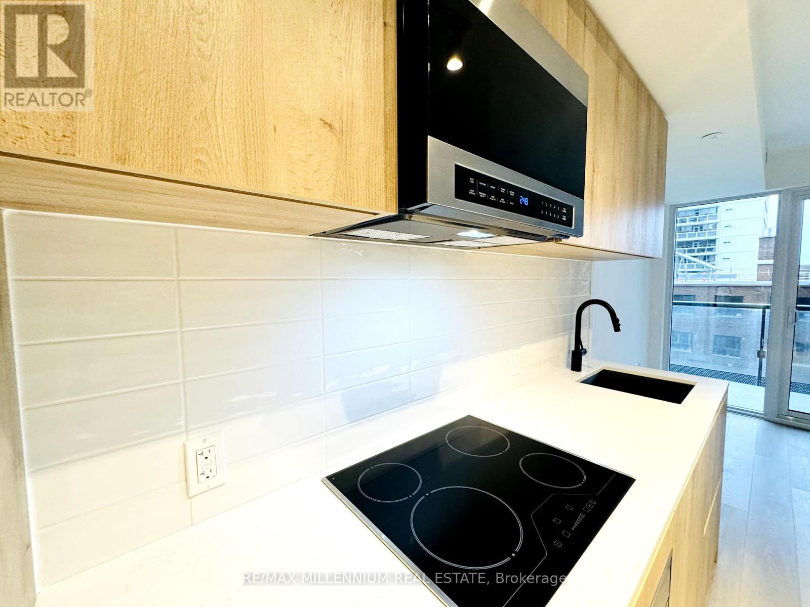 420 - 117 Broadway Avenue, Toronto, Ontario  M4P 1V3 - Photo 17 - C12457780