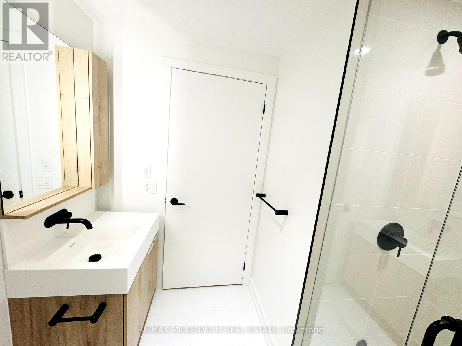 420 - 117 Broadway Avenue, Toronto, Ontario  M4P 1V3 - Photo 4 - C12457780