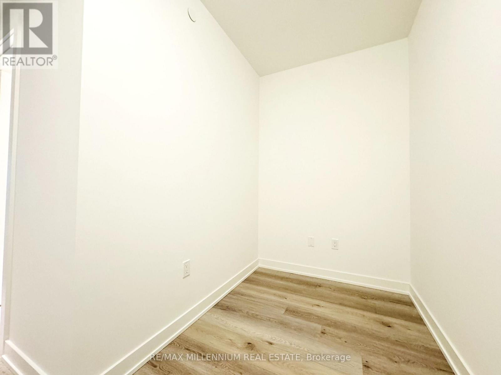 420 - 117 Broadway Avenue, Toronto, Ontario  M4P 1V3 - Photo 8 - C12457780