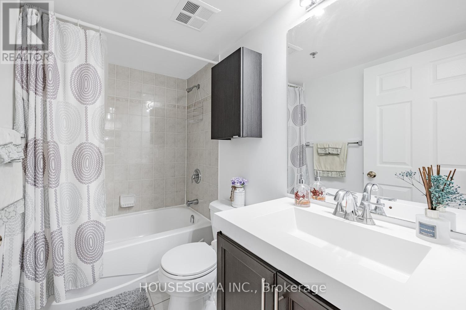 207 - 43 Eglinton Avenue E, Toronto, Ontario  M4P 1A2 - Photo 14 - C12457786