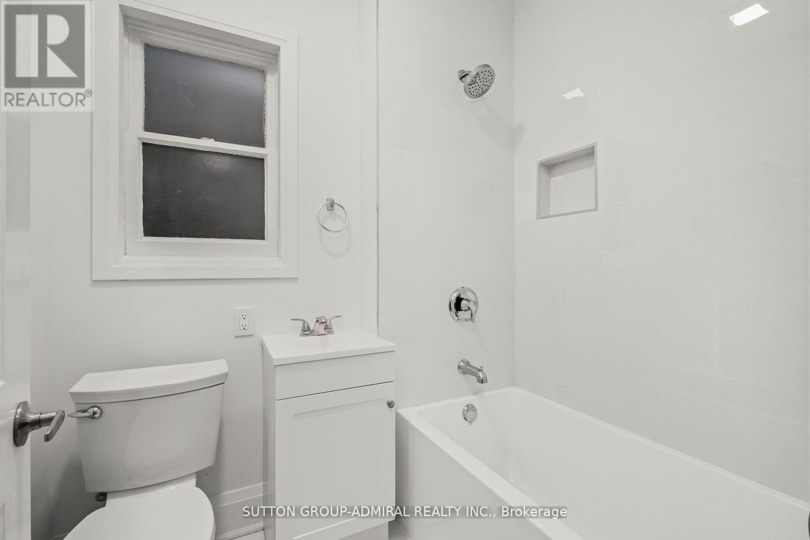 3 - 1963a Queen Street E, Toronto, Ontario  M4L 1H9 - Photo 8 - E12457760