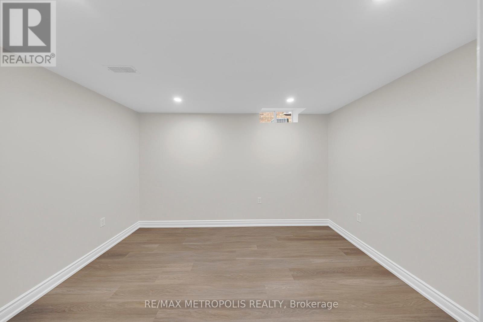 296 Thornton Road N, Oshawa, Ontario  L1J 6T7 - Photo 43 - E12457775