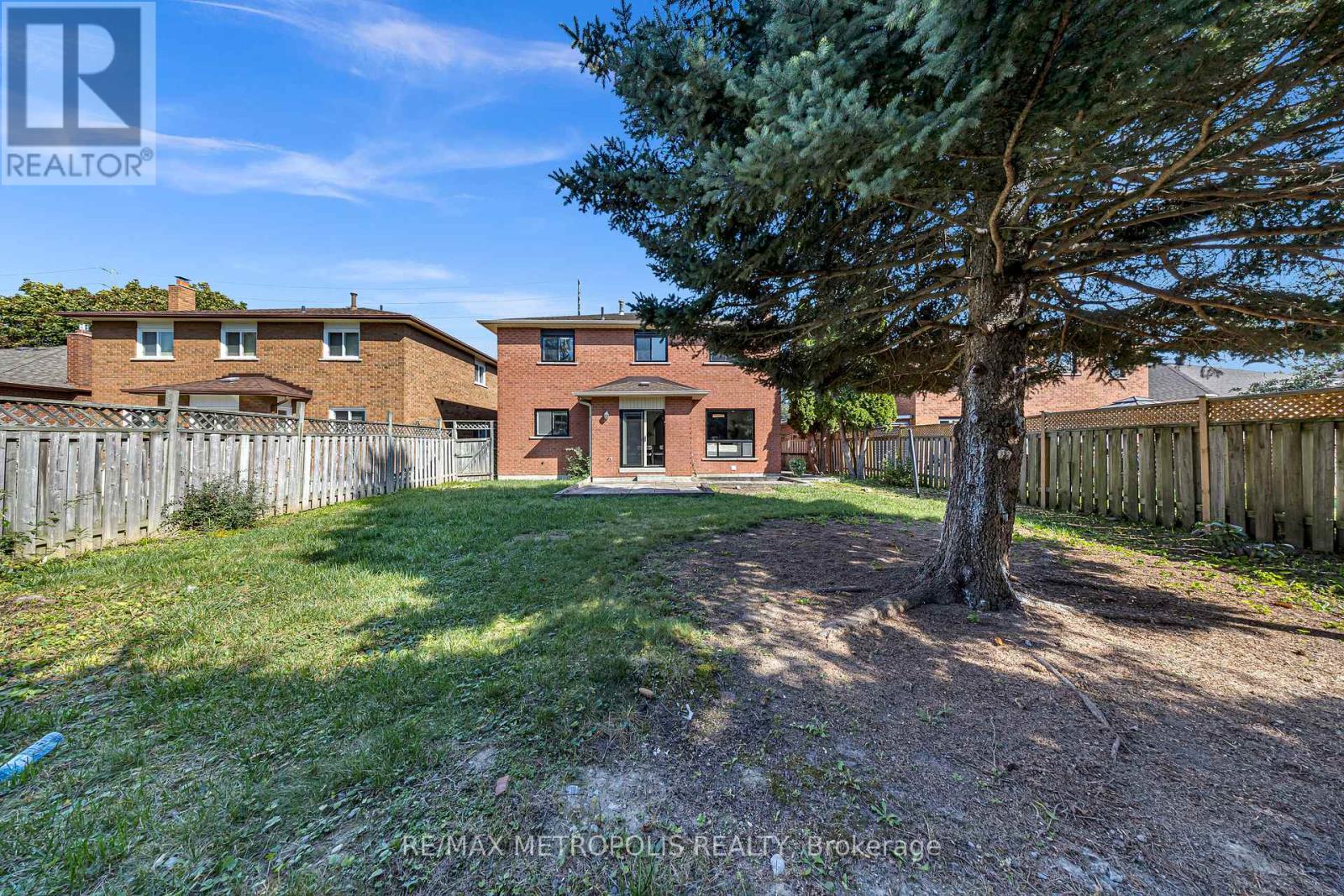296 Thornton Road N, Oshawa, Ontario  L1J 6T7 - Photo 5 - E12457775
