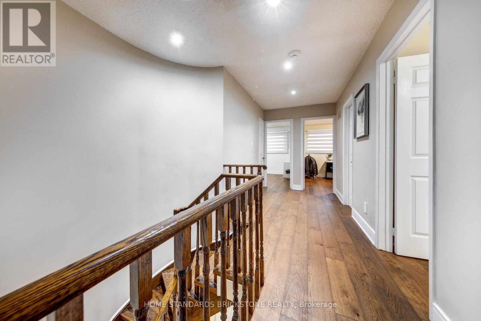 45 Spring Gate Boulevard, Vaughan, Ontario  L4J 3C9 - Photo 23 - N12457781