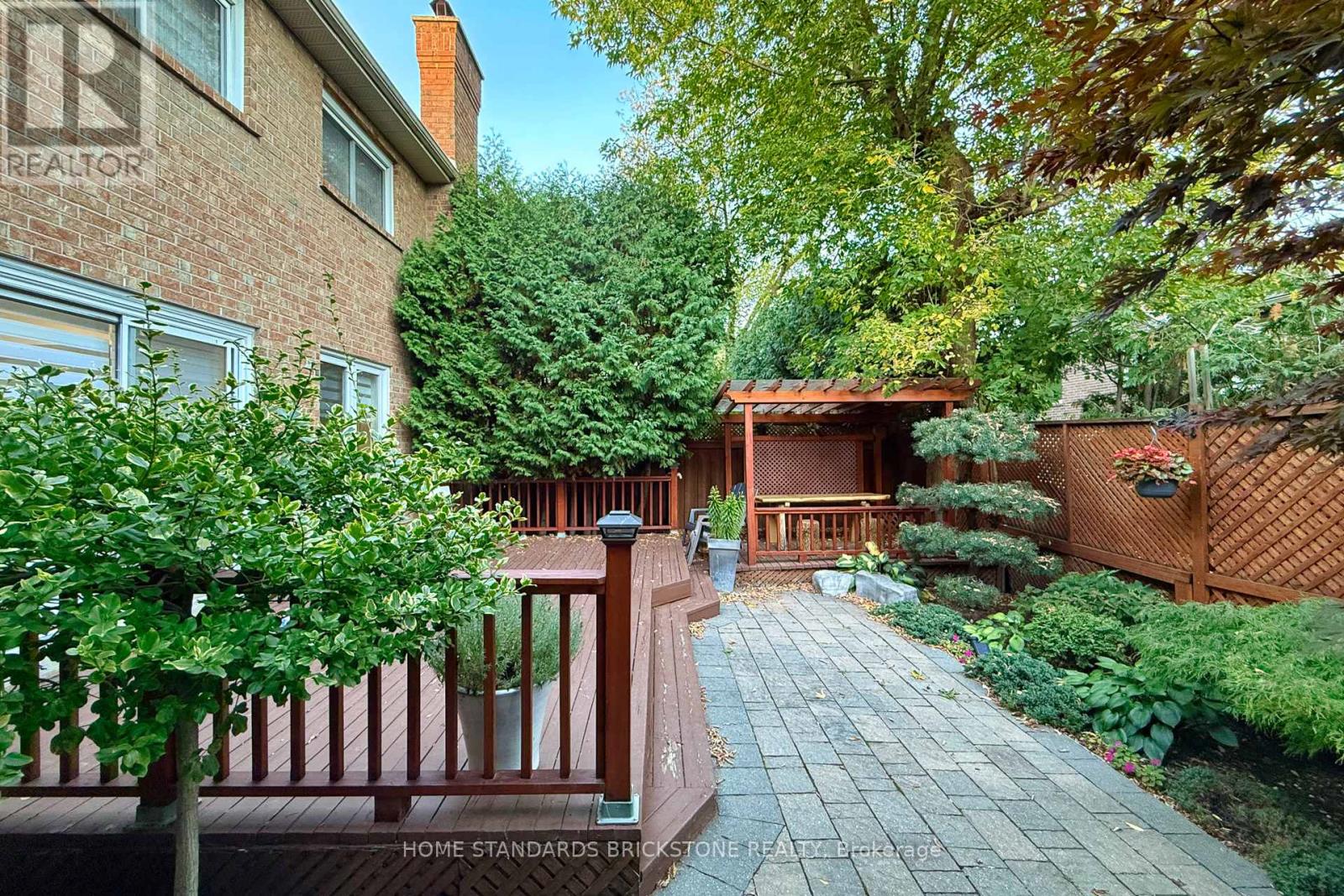 45 Spring Gate Boulevard, Vaughan, Ontario  L4J 3C9 - Photo 45 - N12457781