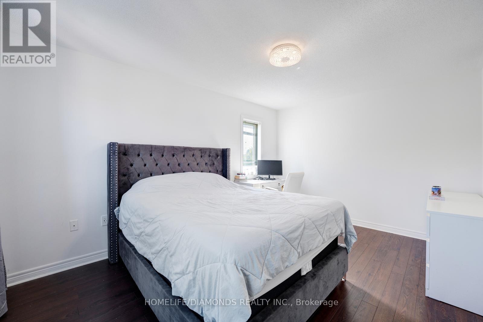 68 Heritage Court, Barrie, Ontario  L4N 0E3 - Photo 21 - S12457746
