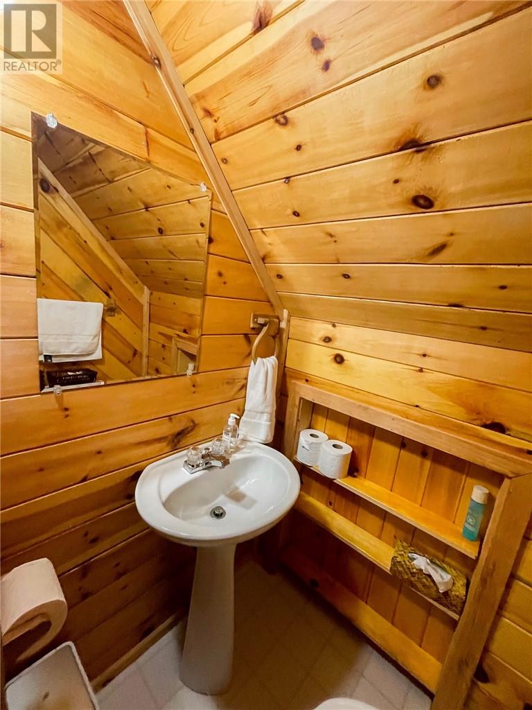102 Eastview Lane, Manitowaning, Ontario  P0P 1N0 - Photo 41 - 2125175