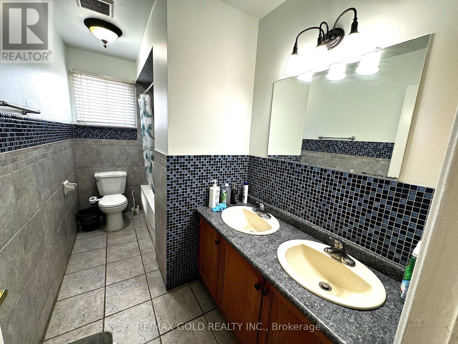 Main - 52 Major William Sharpe Drive, Brampton, Ontario  L6X 3J1 - Photo 18 - W12457750