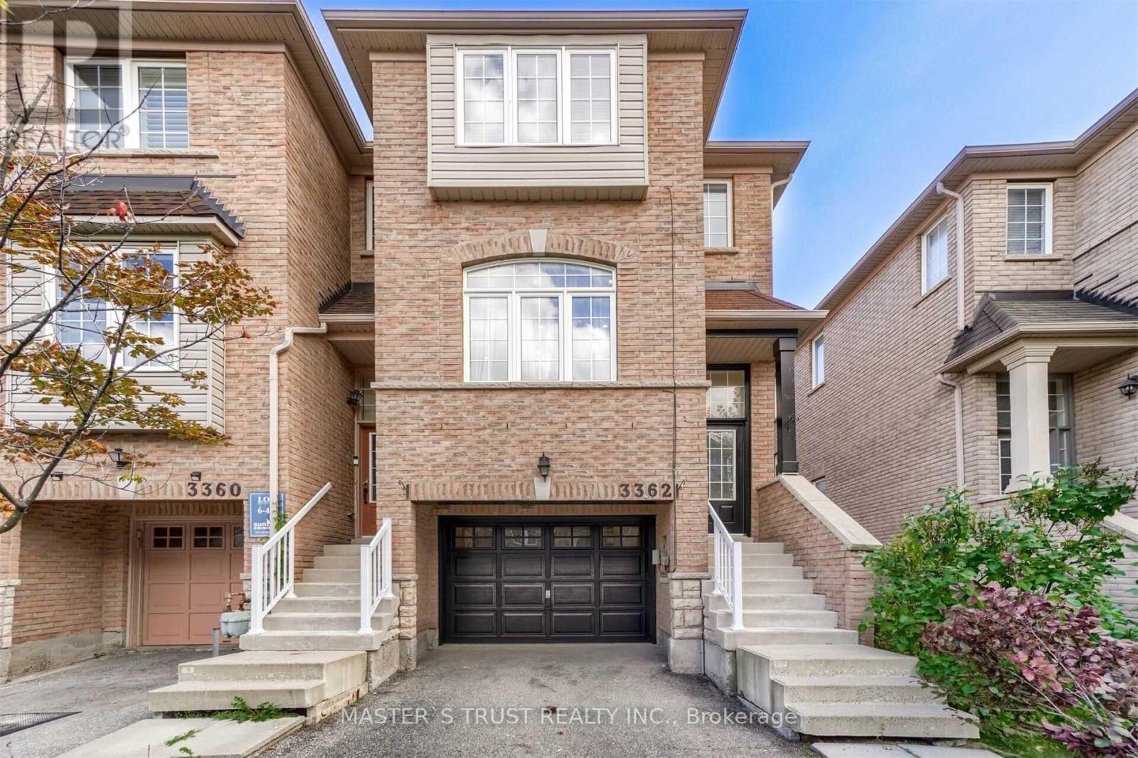 3362 Redpath Circle, Mississauga, Ontario  L5N 8R2 - Photo 1 - W12457751
