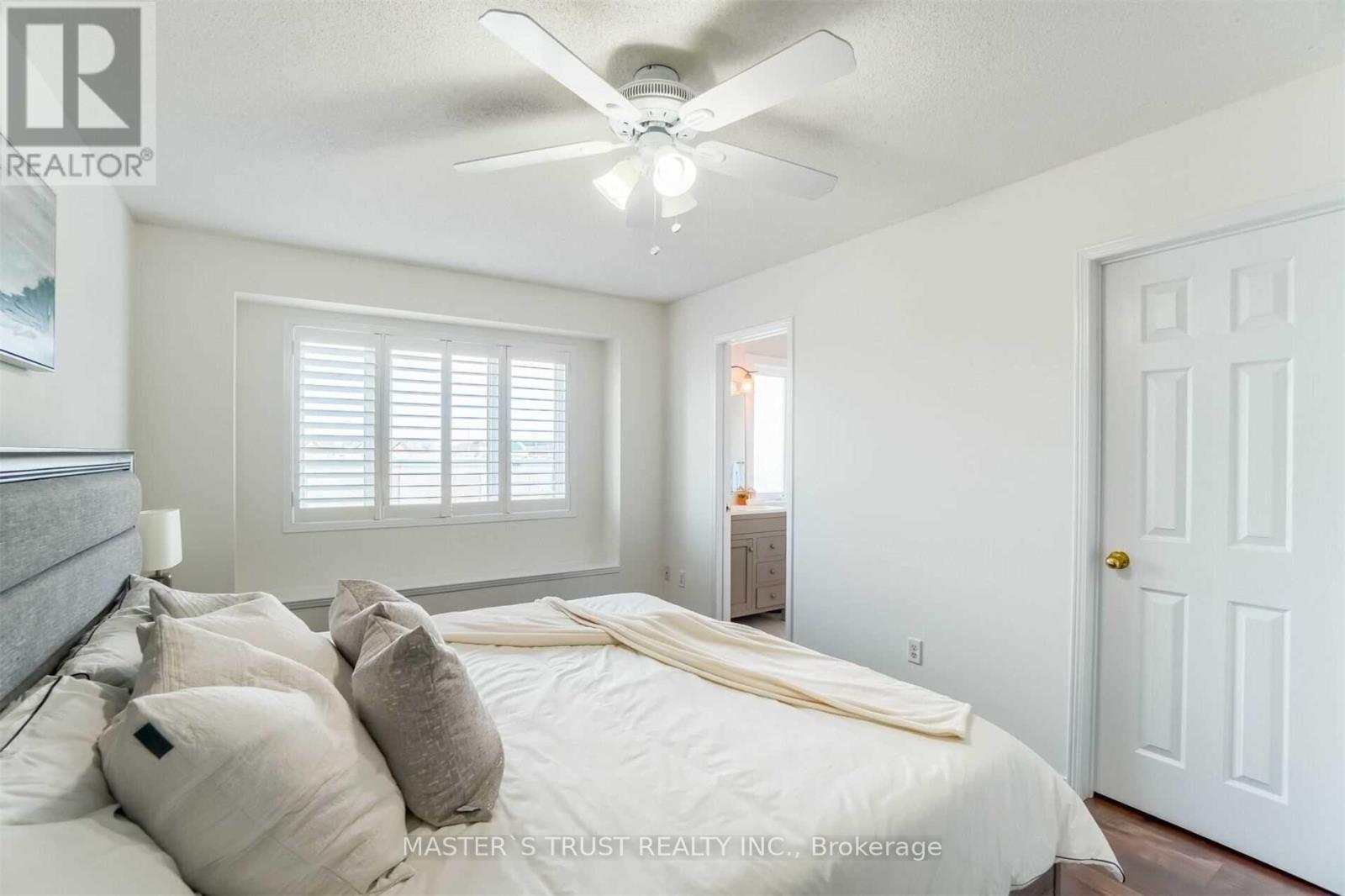 3362 Redpath Circle, Mississauga, Ontario  L5N 8R2 - Photo 22 - W12457751