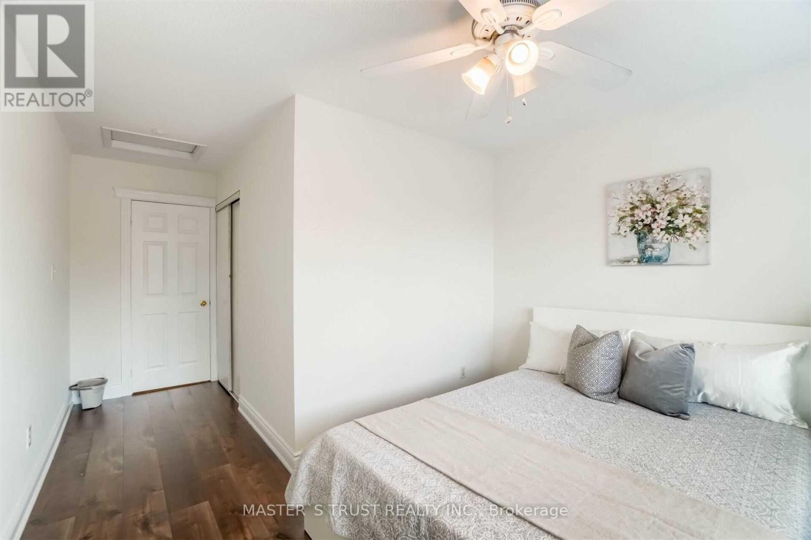 3362 Redpath Circle, Mississauga, Ontario  L5N 8R2 - Photo 26 - W12457751