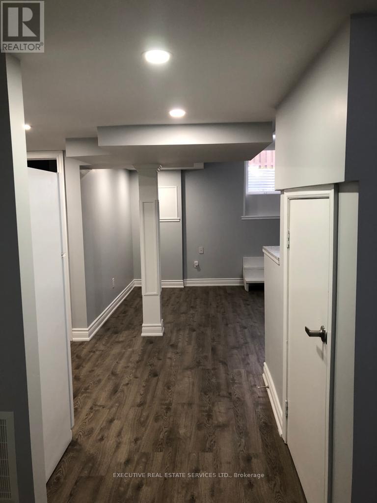 5454 Tasha Drive, Mississauga, Ontario  L5M 6N5 - Photo 19 - W12457763