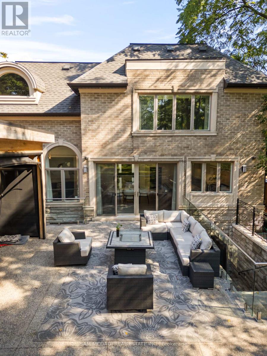 1160 Birchview Drive, Mississauga, Ontario  L5H 3C8 - Photo 47 - W12457788