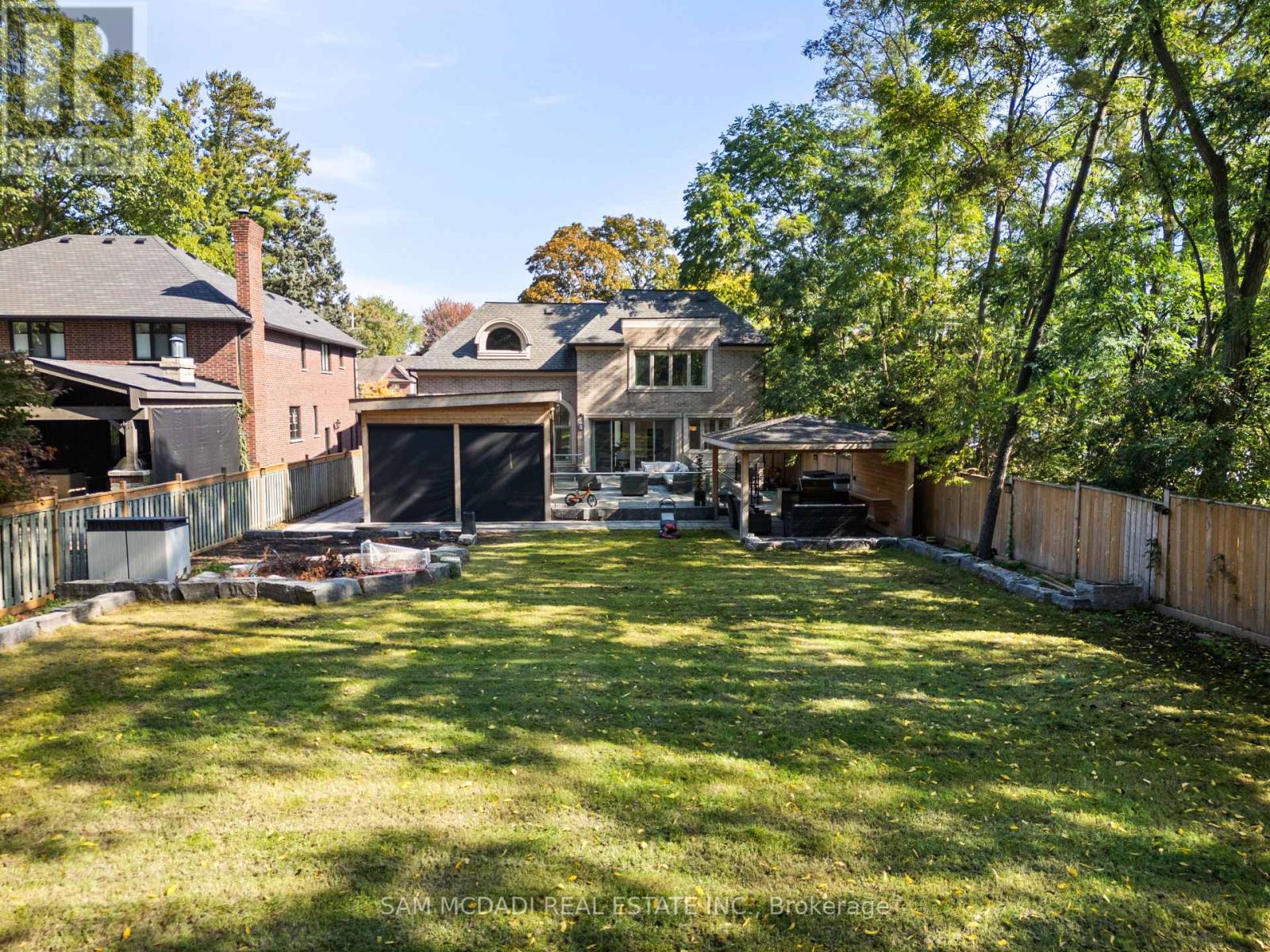 1160 Birchview Drive, Mississauga, Ontario  L5H 3C8 - Photo 48 - W12457788