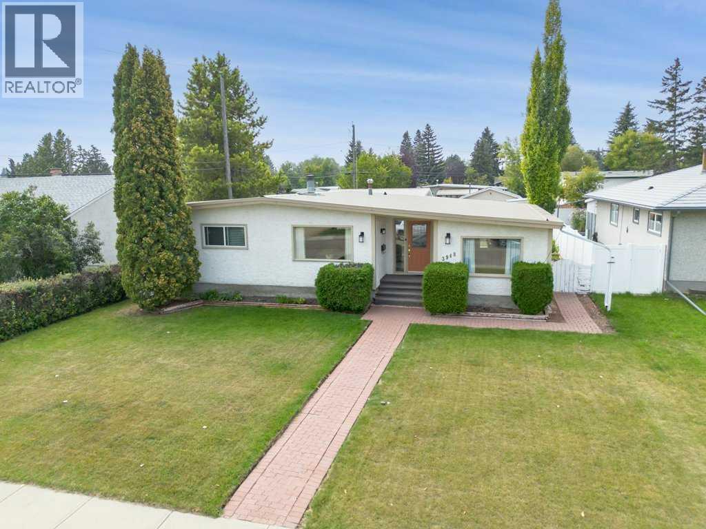 3948 35a Avenue, Red Deer, Alberta  T4N 2S5 - Photo 2 - A2254012