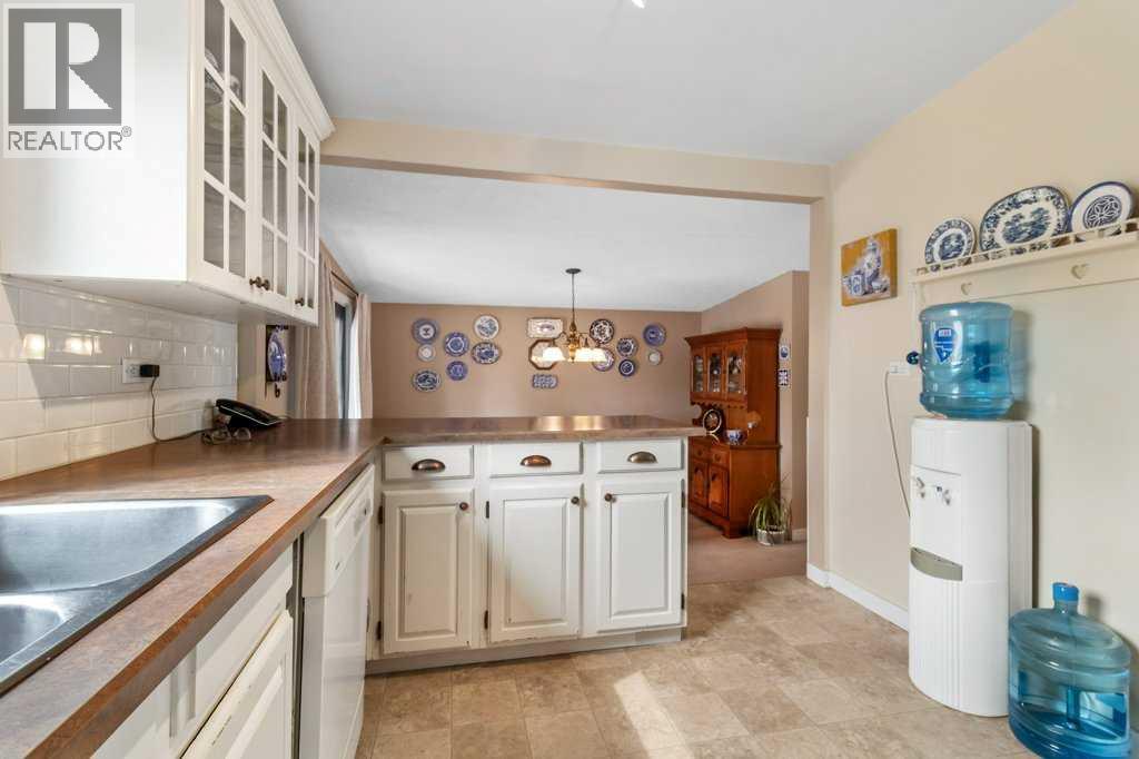3948 35a Avenue, Red Deer, Alberta  T4N 2S5 - Photo 19 - A2254012