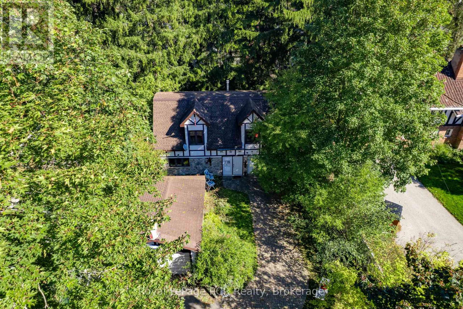 1069 4th Avenue W, Owen Sound, Ontario  N4K 4W1 - Photo 3 - X12457790