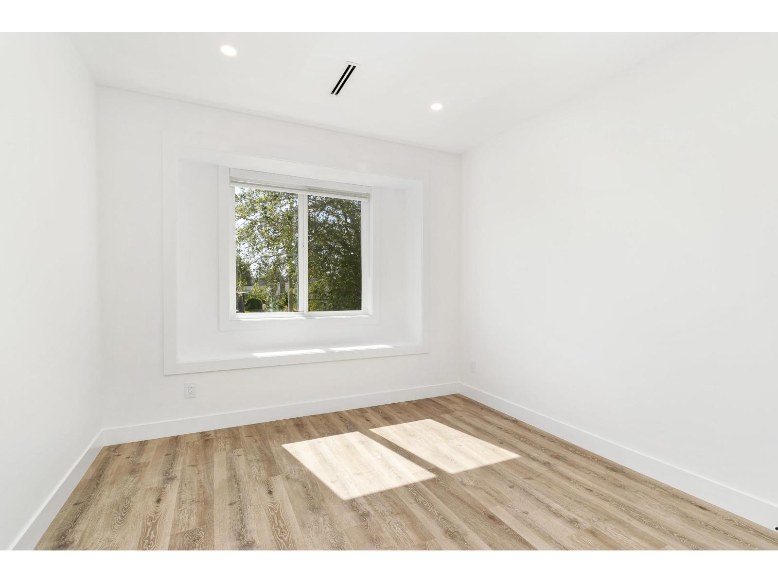 11803 86a Avenue, Delta, British Columbia V4C 2Z2 - Photo 15 - R3052366