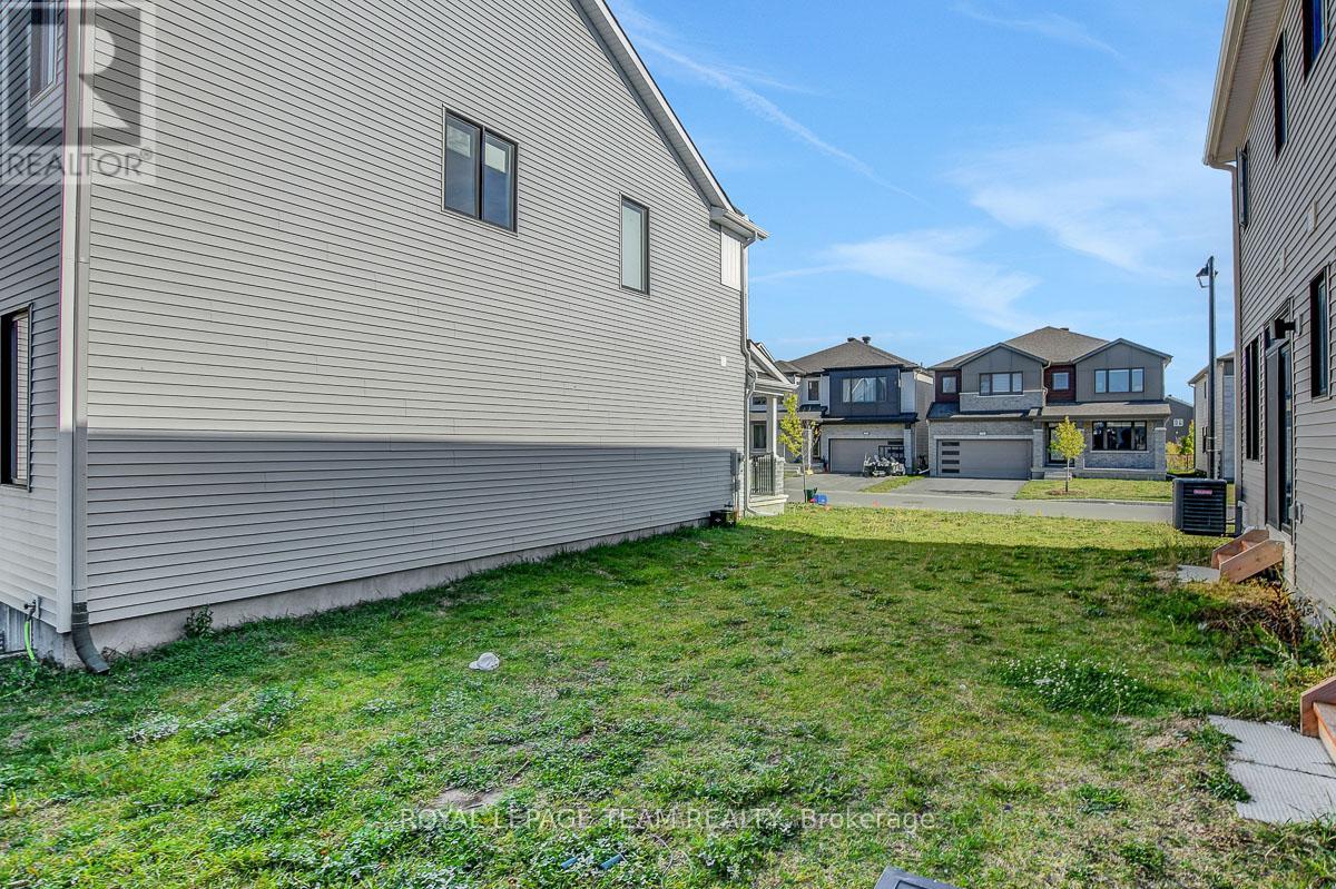 163 Yearling Circle, Ottawa, Ontario  K0A 2Z0 - Photo 39 - X12457808