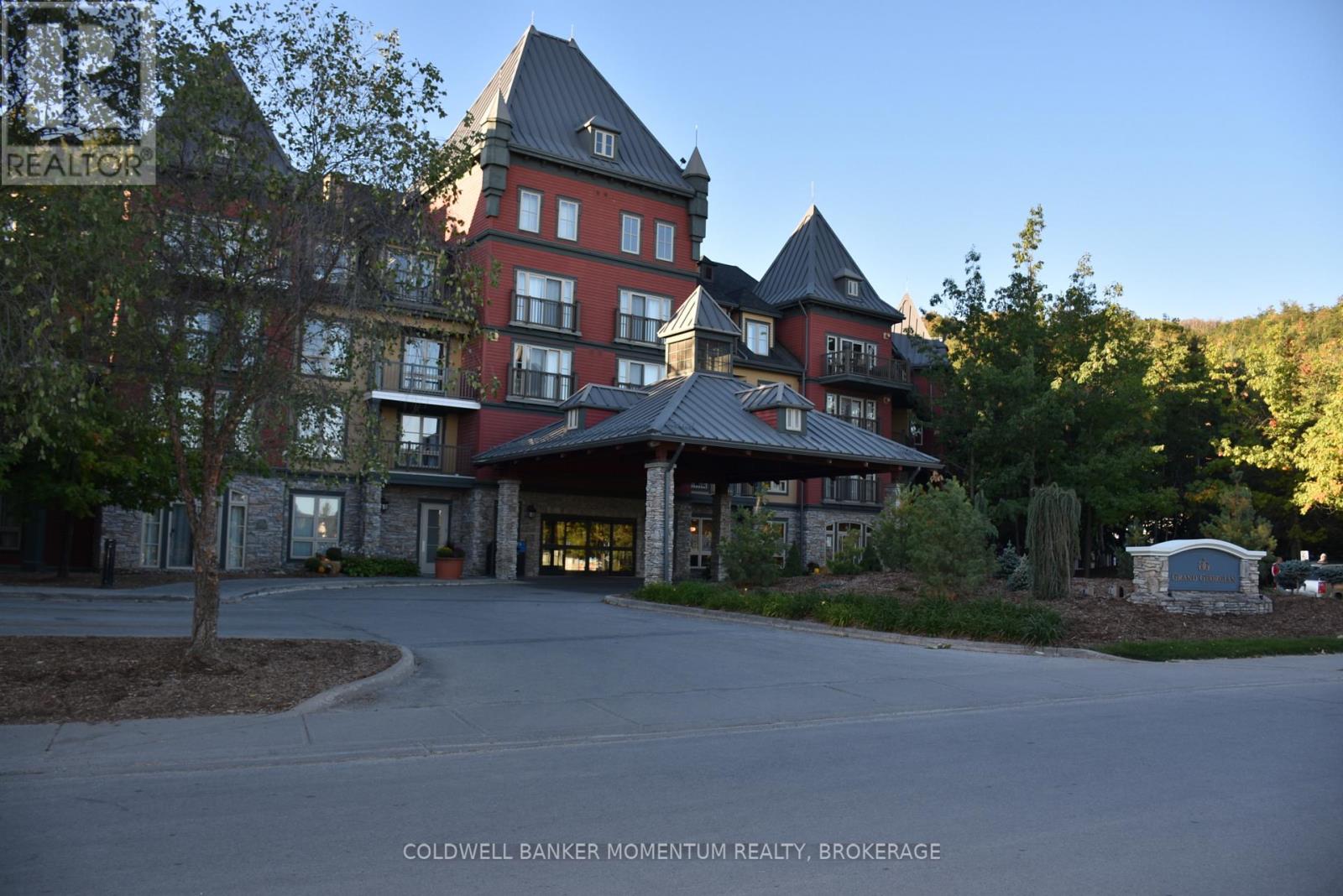 133 - 156 Jozo Weider Boulevard, Blue Mountains, Ontario  L9Y 0V2 - Photo 2 - X12457801