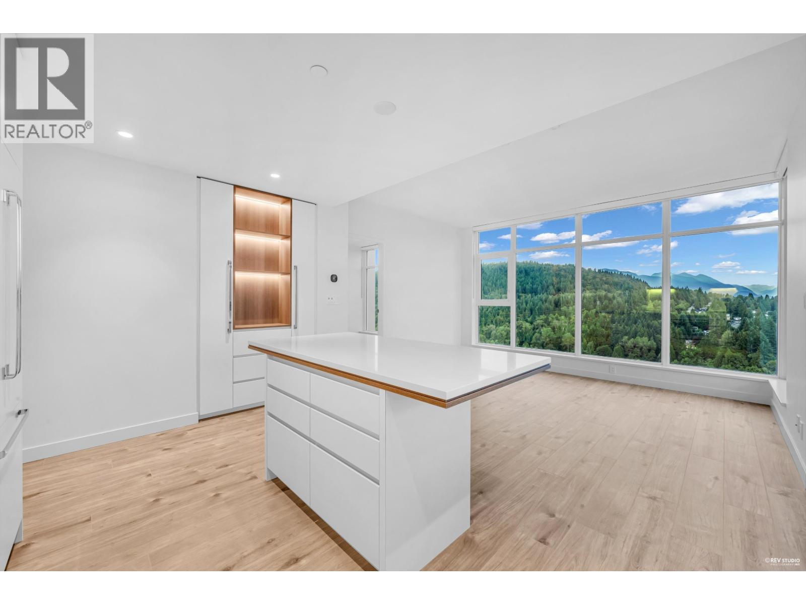 1602 720 Farrow Street, Coquitlam, British Columbia  V3J 0P3 - Photo 6 - R3057613