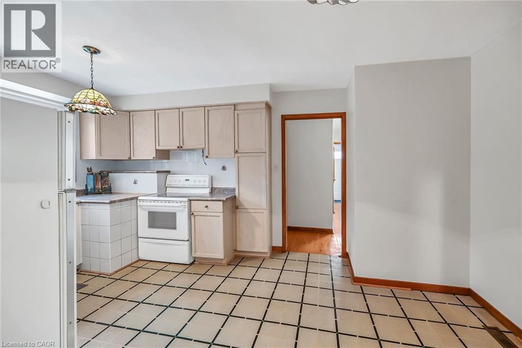 1312 Ogden Avenue, Mississauga, Ontario  L5E 2H6 - Photo 13 - 40761523