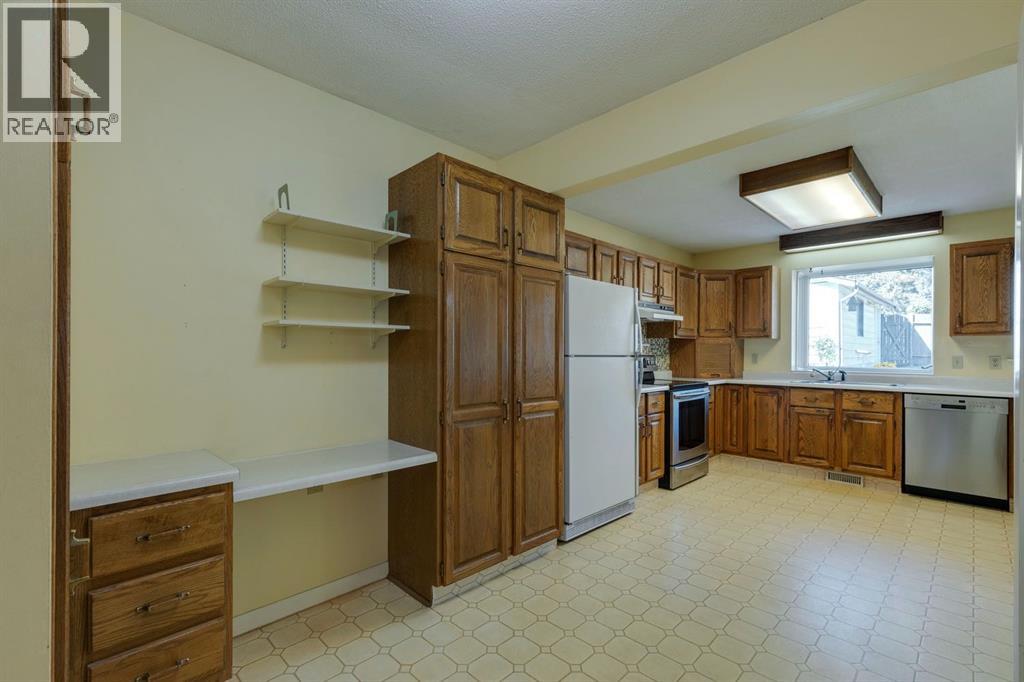 2922 14 Avenue Nw, Calgary, Alberta  T2N 1N1 - Photo 12 - A2263844