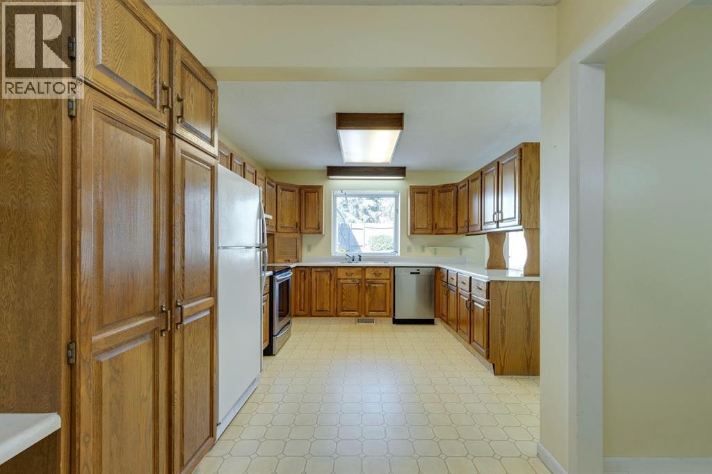 2922 14 Avenue Nw, Calgary, Alberta  T2N 1N1 - Photo 13 - A2263844