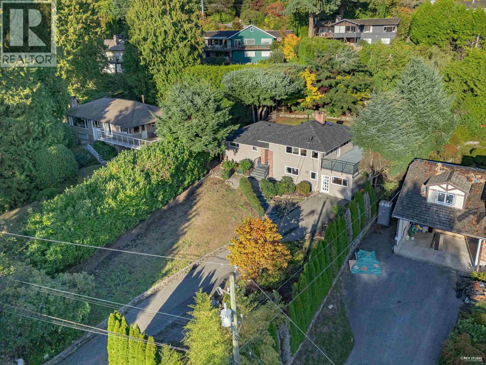 1910 27th Street, West Vancouver, British Columbia  V7V 4L2 - Photo 28 - R3057642