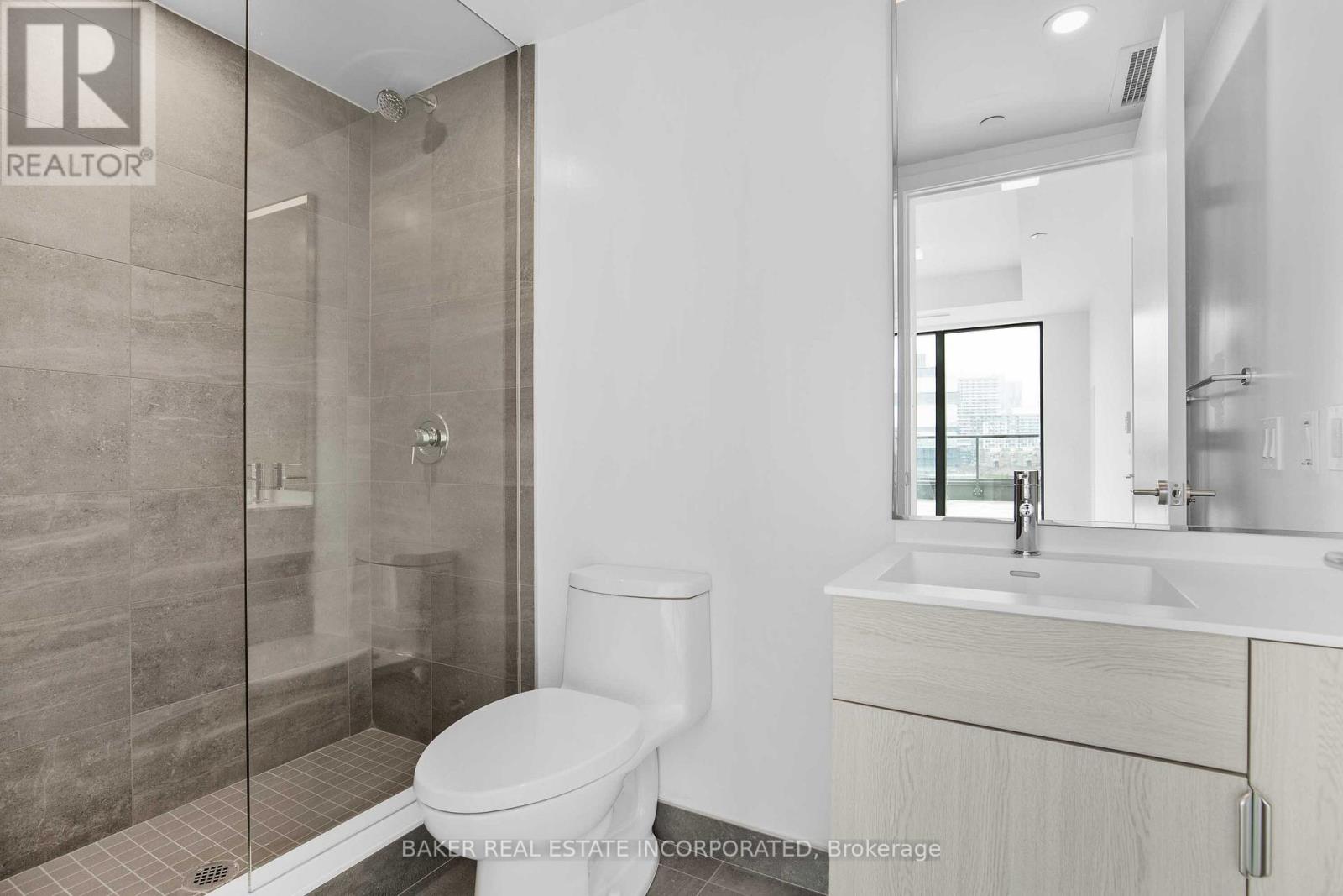 722 - 28 Eastern Avenue, Toronto, Ontario  M5A 0Y2 - Photo 8 - C12457795