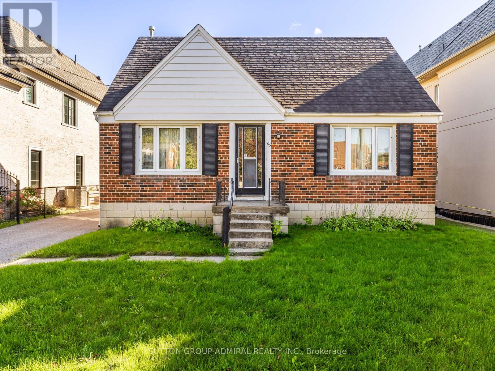 65 LURGAN DRIVE, Toronto, Ontario