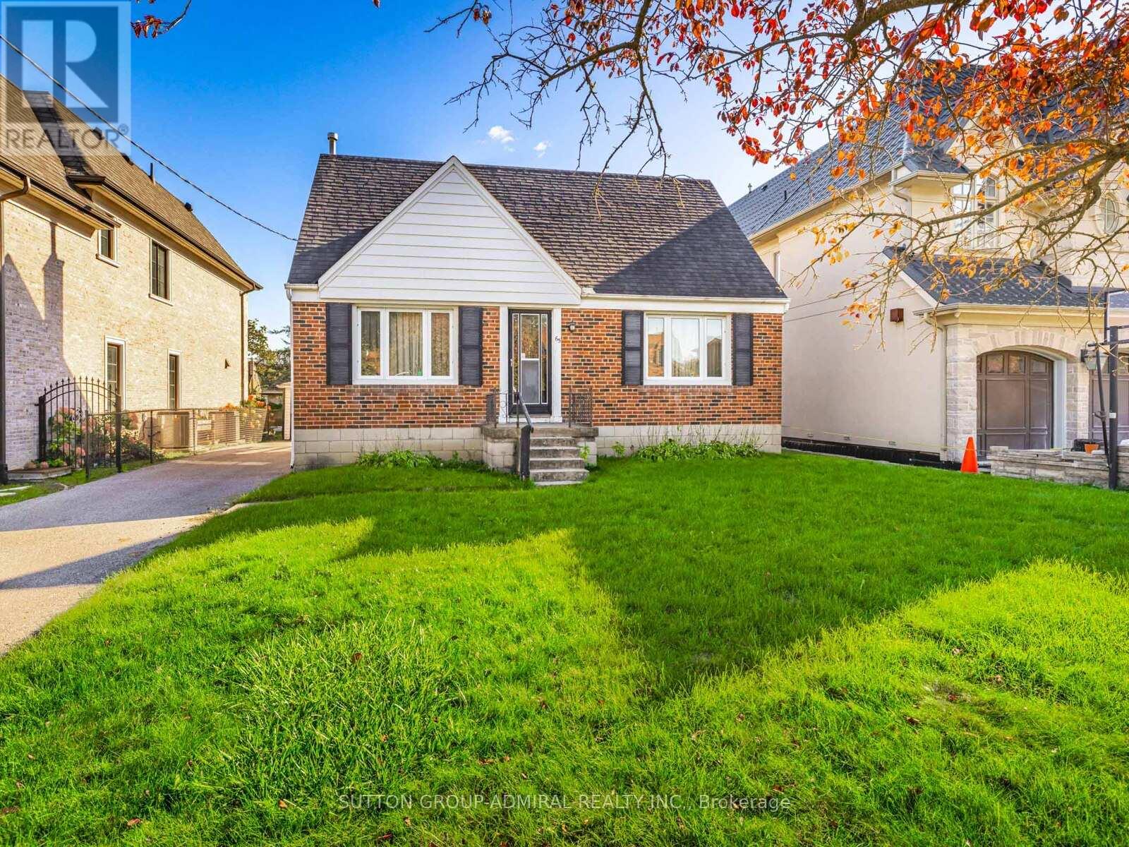 65 Lurgan Drive, Toronto, Ontario  M2R 1K7 - Photo 3 - C12457796