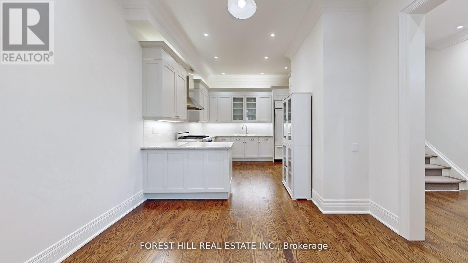 99 Lonsdale Road, Toronto, Ontario  M4V 1W4 - Photo 5 - C12457799
