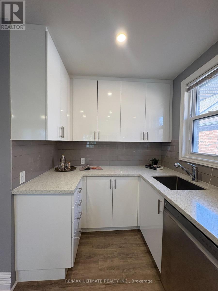 Main - 542 Glen Park Avenue, Toronto, Ontario  M6B 2G3 - Photo 6 - W12451861