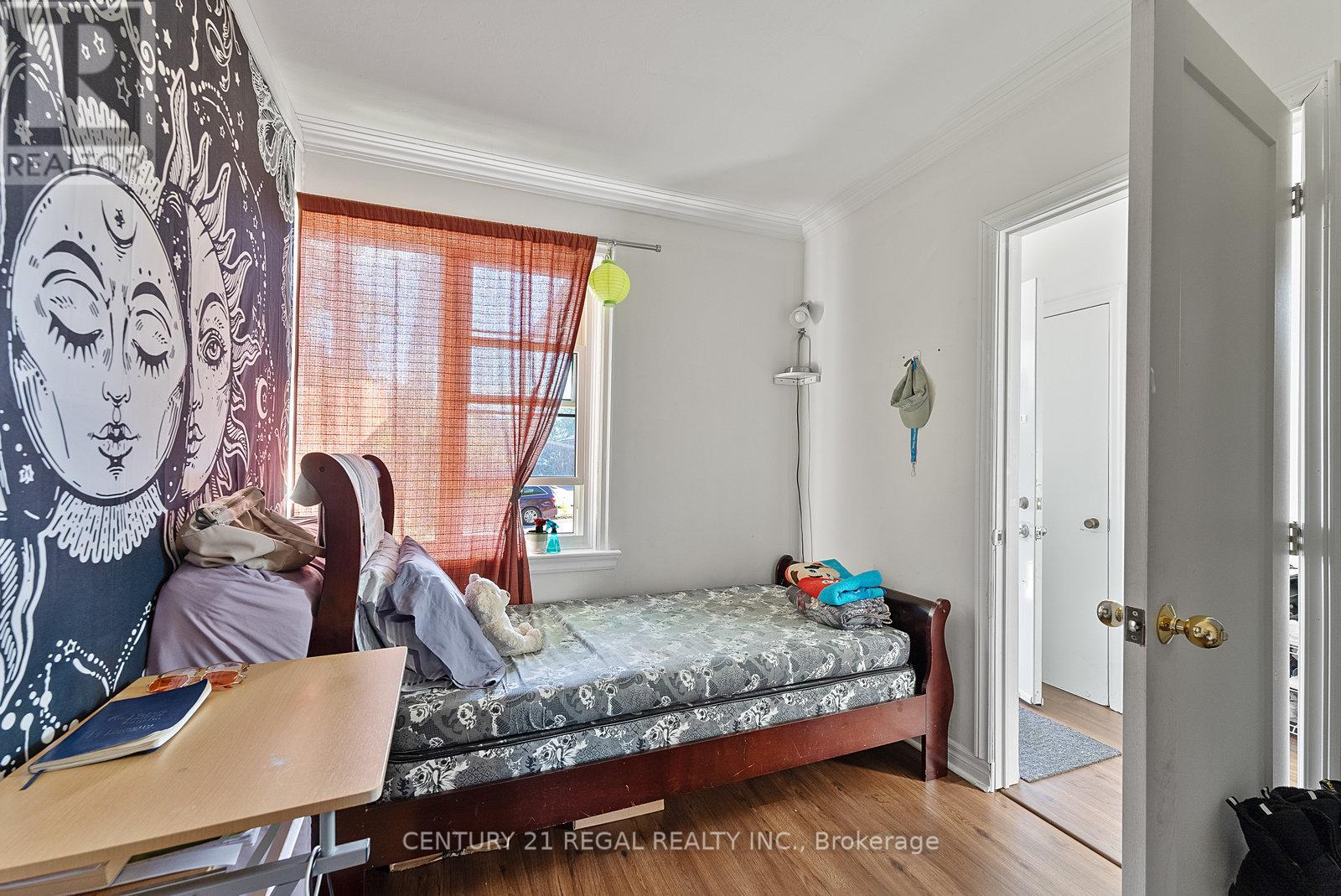 106 Flora Drive, Toronto, Ontario  M1P 1A8 - Photo 15 - E12457789