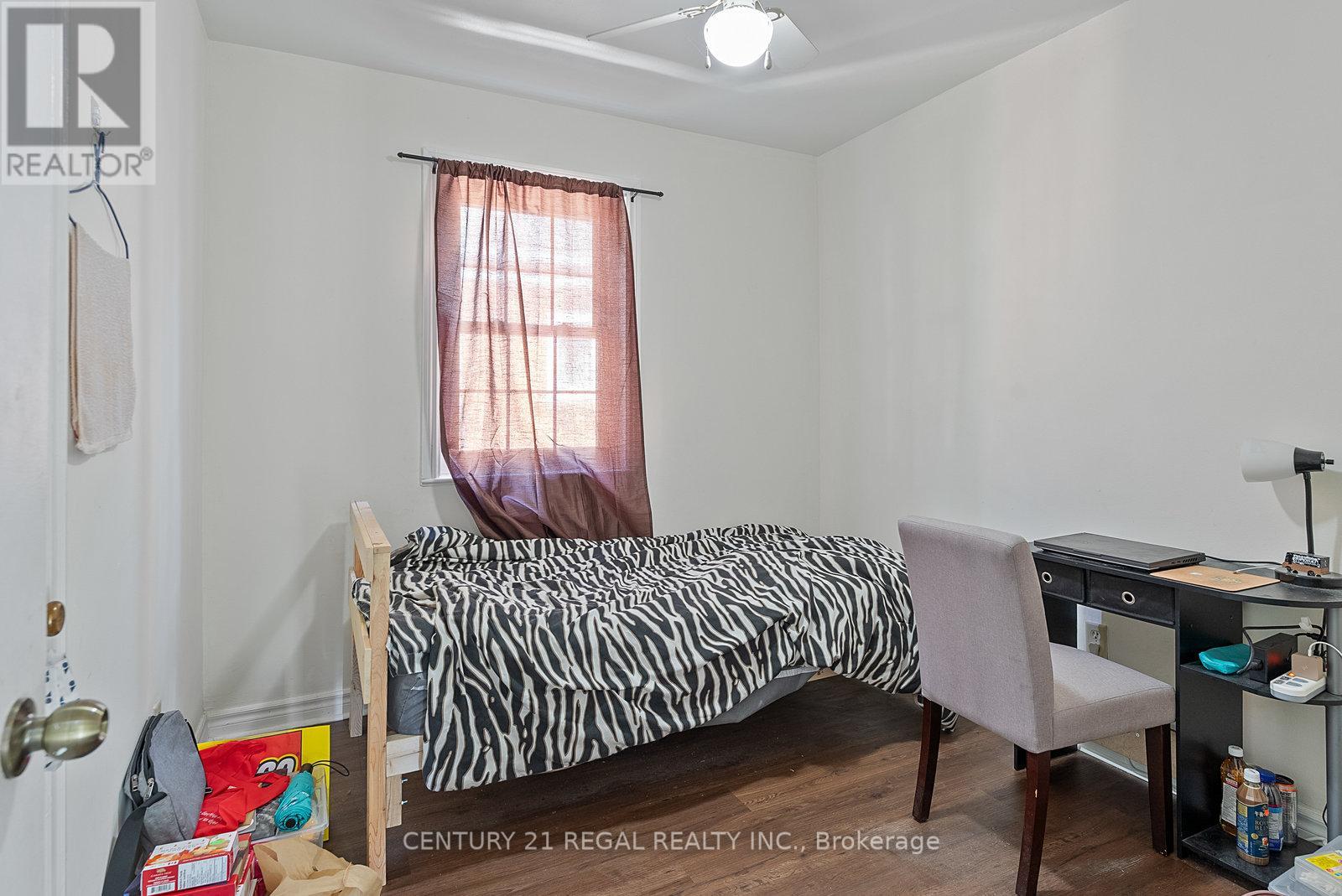 106 Flora Drive, Toronto, Ontario  M1P 1A8 - Photo 17 - E12457789