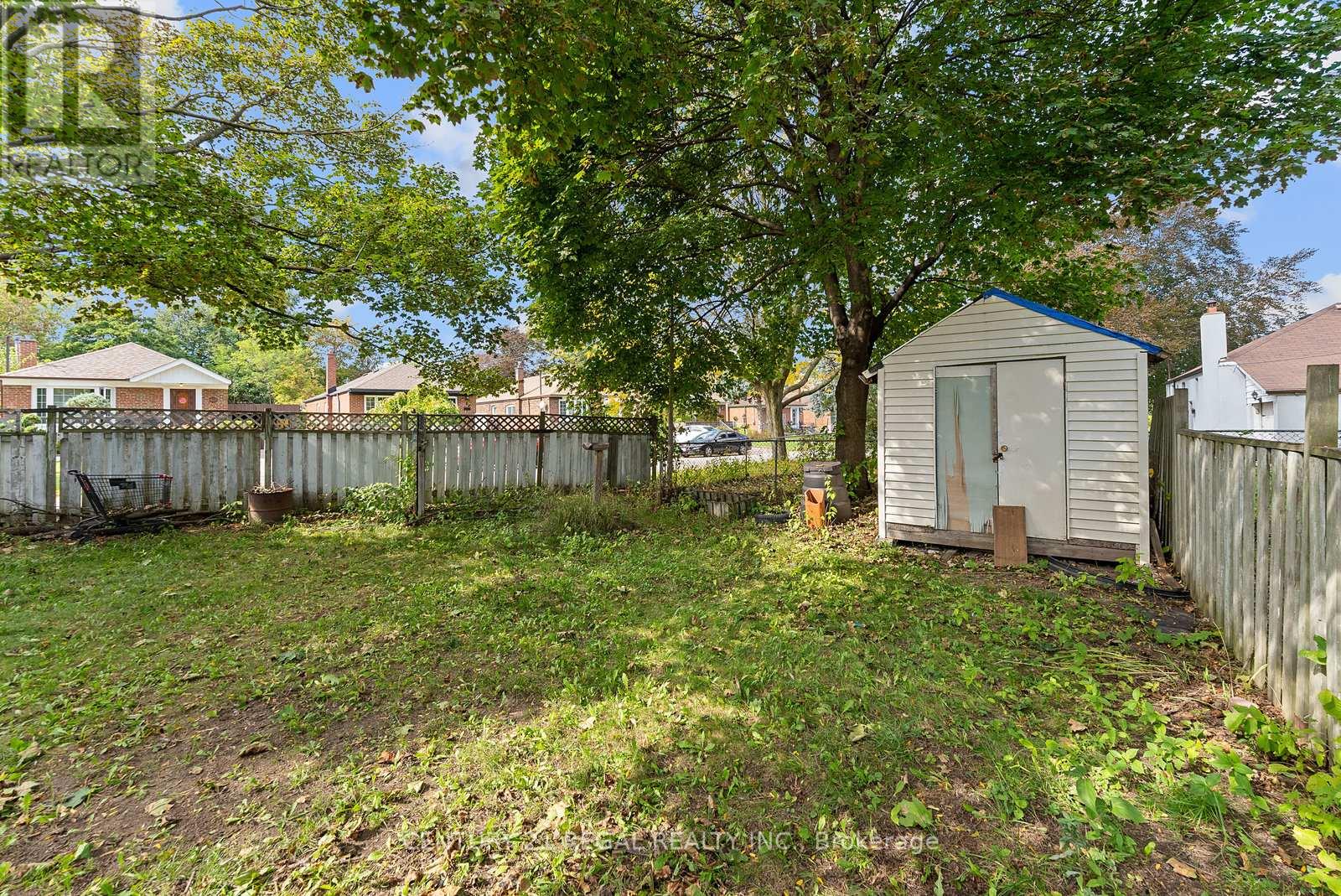 106 Flora Drive, Toronto, Ontario  M1P 1A8 - Photo 36 - E12457789