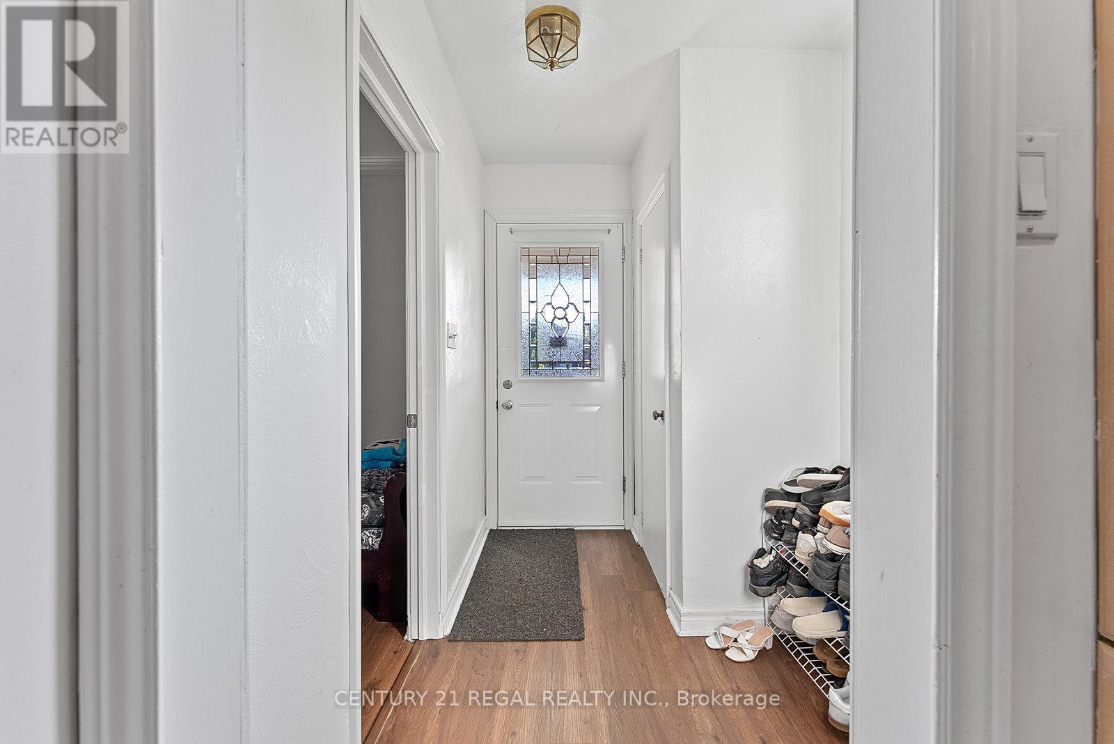 106 Flora Drive, Toronto, Ontario  M1P 1A8 - Photo 5 - E12457789