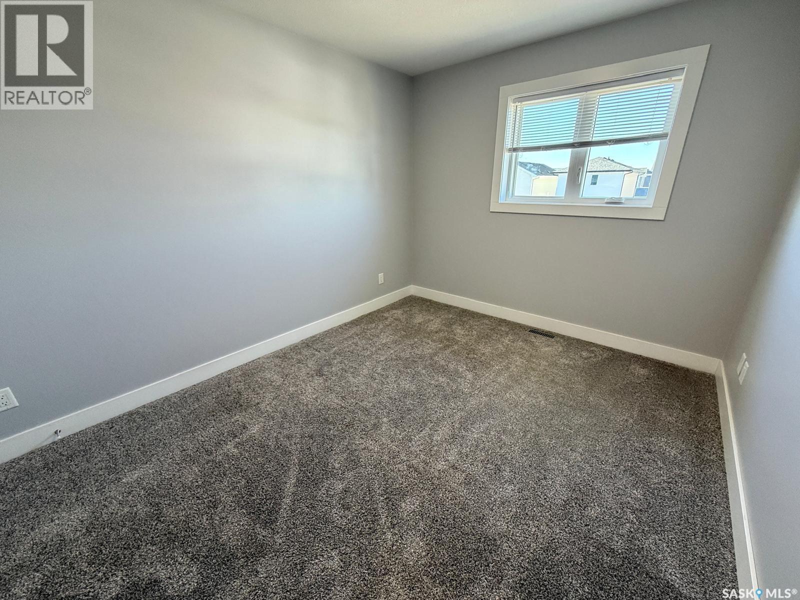 3218 Green Brook Road, Regina, Saskatchewan  S4V 3R2 - Photo 17 - SK020656