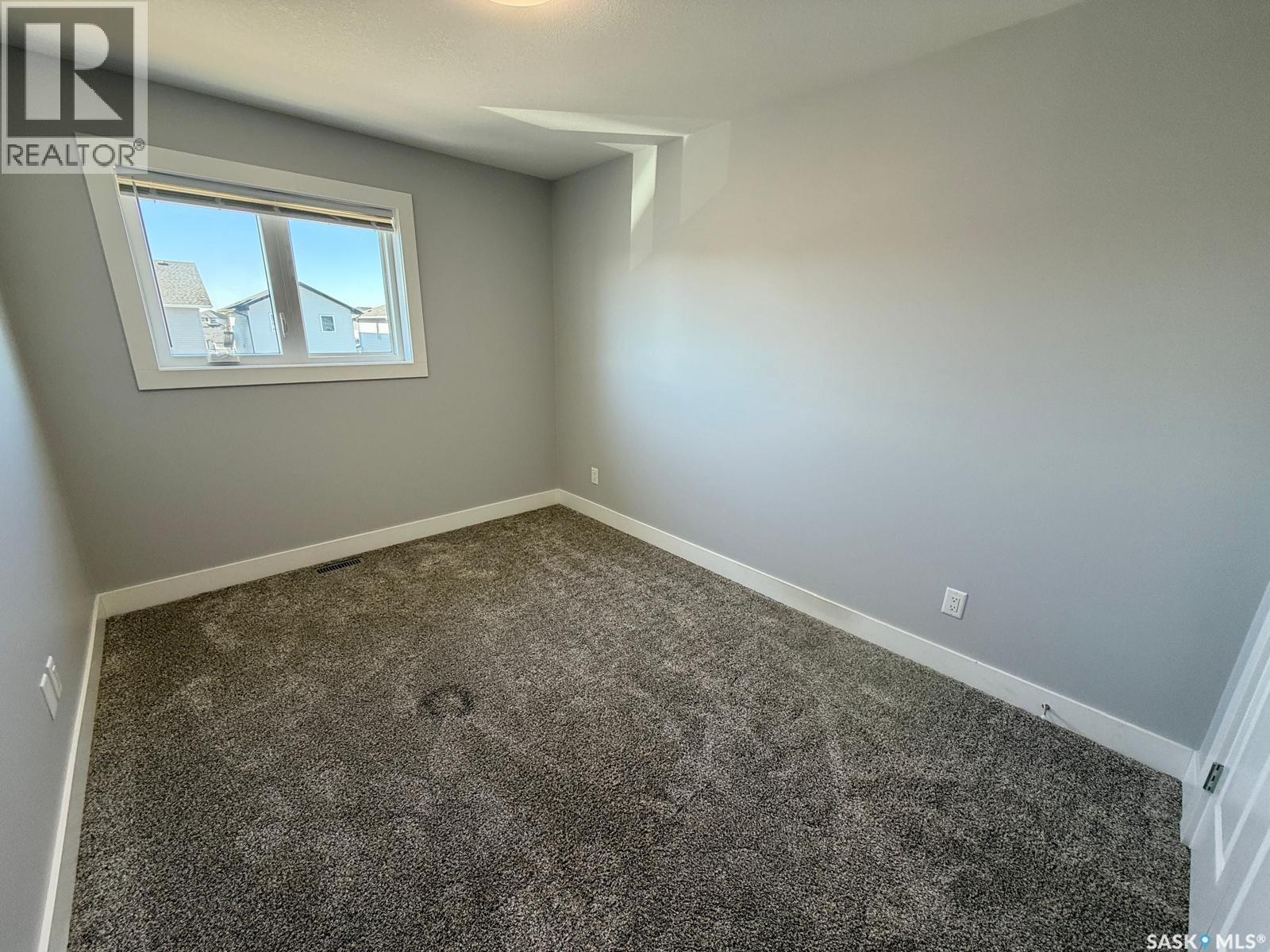 3218 Green Brook Road, Regina, Saskatchewan  S4V 3R2 - Photo 18 - SK020656