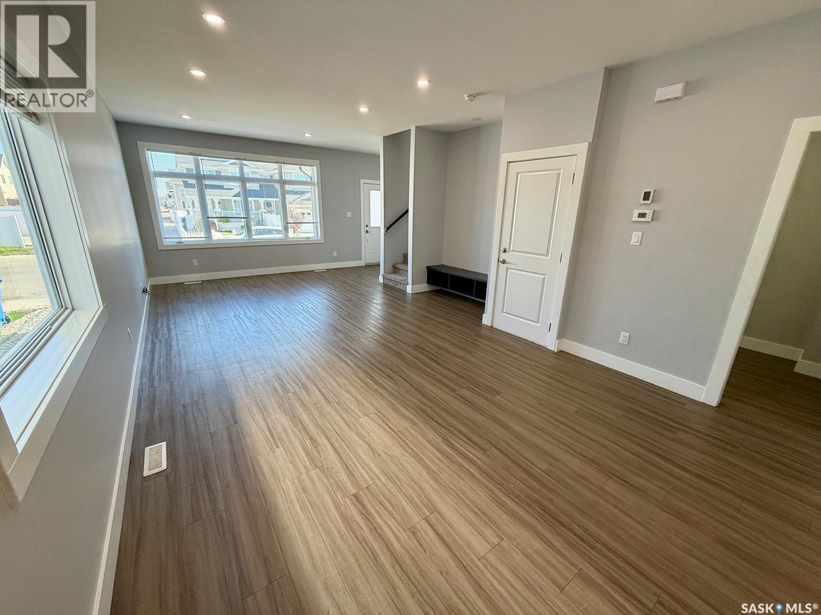 3218 Green Brook Road, Regina, Saskatchewan  S4V 3R2 - Photo 6 - SK020656