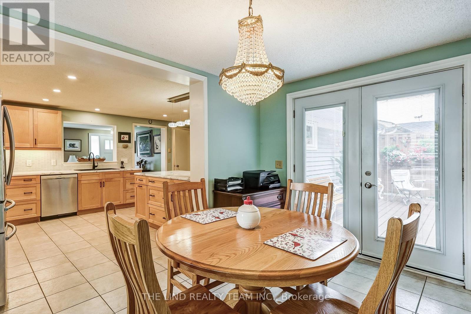 272 Jeff Smith Court, Newmarket, Ontario  L3Y 8C5 - Photo 17 - N12457791