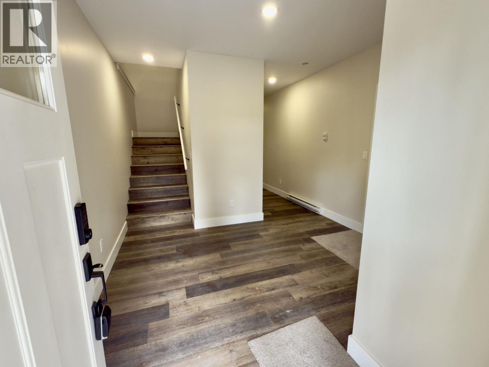 1938 Foxwood Trail Unit# 3, Windermere, British Columbia  V0B 2L2 - Photo 5 - 10365440